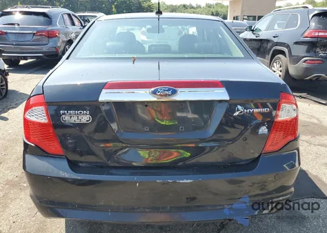 2010 Ford Fusion Hybrid z USA, uszkodzony, nr VIN 3FADP0L32AR117766